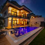 Tuna Villa *